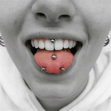 snake eyes piercing healing time|Snake Eyes Piercing: Guide & Images